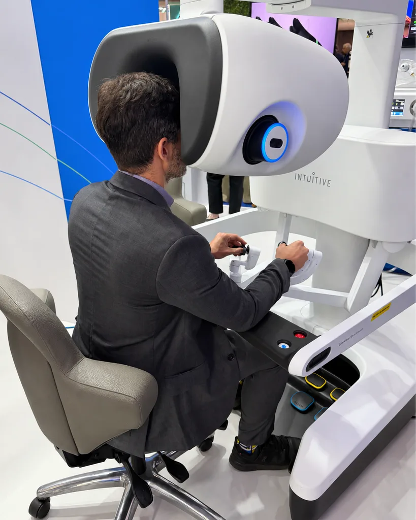 guilherme-canabrava-da-vinci-5-congresso-urologia.webp